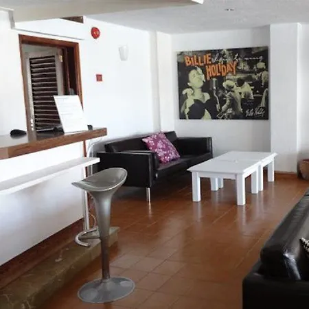 Flamenco Guest house 4*